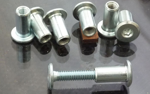 Tìm đại lý phân phối bán buôn bán lẻ bu lông ốc vít toàn quốc
